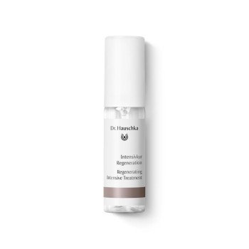 Dr. Hauschka Intensieve Conditioner 40+ werkt effectief en intensief voor de droge, rijpere huid met fijne rimpels. 