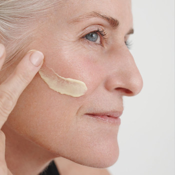 Regeneratie Intensief Dagcrème: Maakt de rijpere huid steviger en strakker