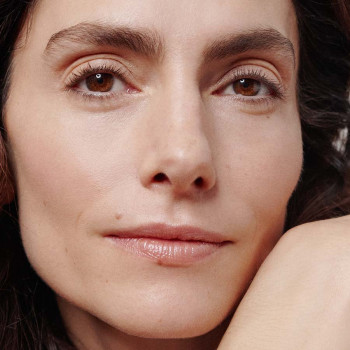 Dr. Hauschka Regeneratie Dagcrème - Vitaliseert, versterkt en verfijnt dunne lijntjes en rimpeltjes